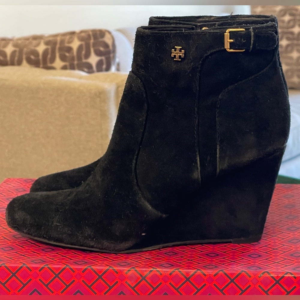 Tory Burch black leather Wedge bootie - Picture 1 of 13